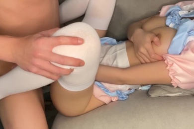 大奶学妹cos女仆，超水润大奶爱不释手[果酱]