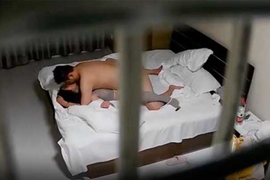 酒店偷拍下午不上班开房偷情