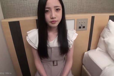 十九岁气质女神般的美丽大学生拥有超美剃光阴部的才艺性感又可爱紧腰颤抖潮吹很多