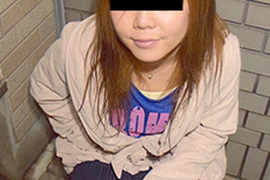 素人真实拾取～笨妹子可以轻松地把自己的阴户张开～大久保惠